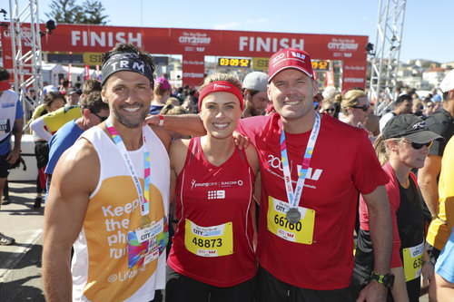 Thousands Take Part In The World's Largest Fun Run - Let's Run Sydney